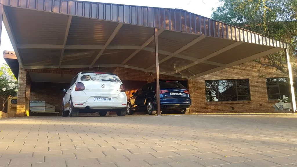 Completed Dan-Neil outdoor-cover installation